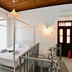 公寓 Penelope Garden House Old Town