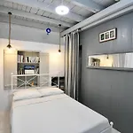Penelope Garden House Old Town 公寓