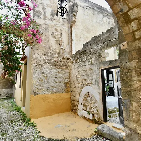 Penelope Garden House Old Town