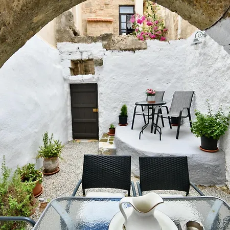 Apartment Penelope Garden House Old Town *