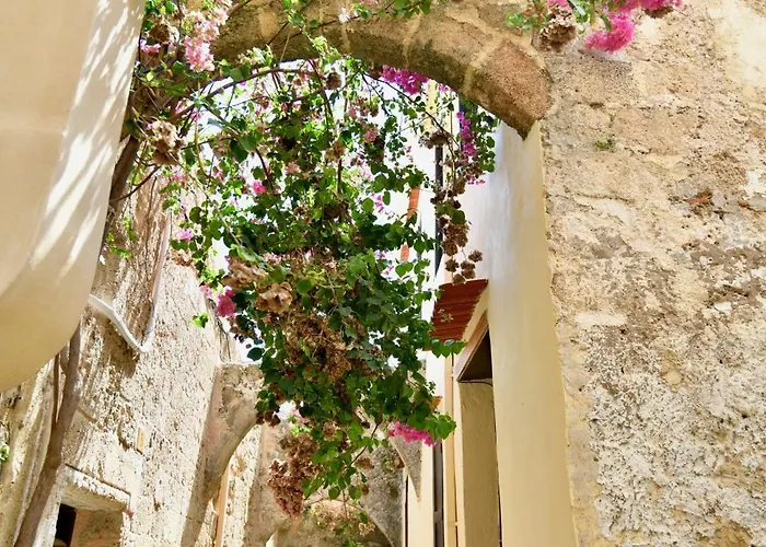 Apartment Penelope Garden House Old Town Rhodes City