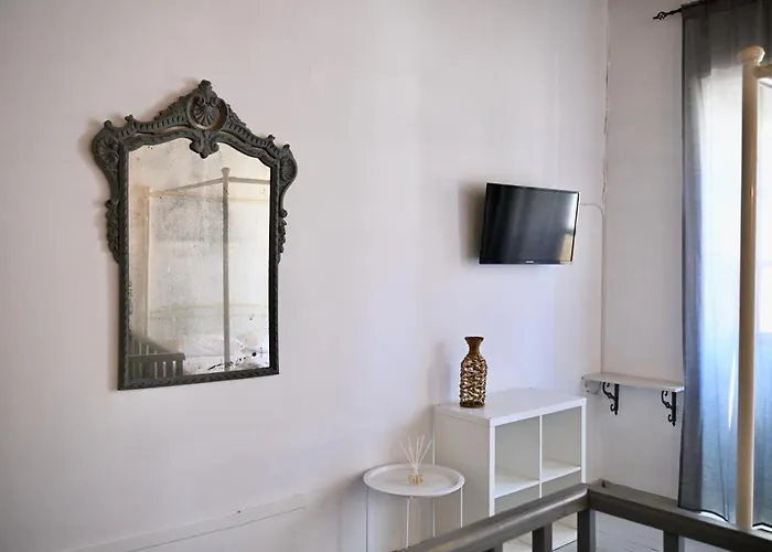 Penelope Garden House Old Town