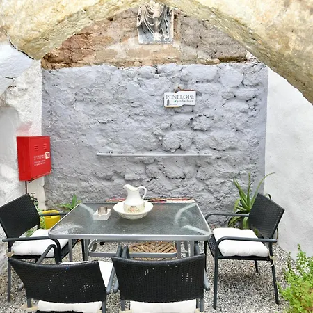 Penelope Garden House Old Town Apartament