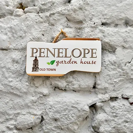Apartment Penelope Garden House Old Town *