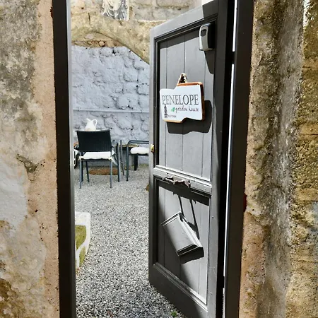 Apartament Penelope Garden House Old Town *